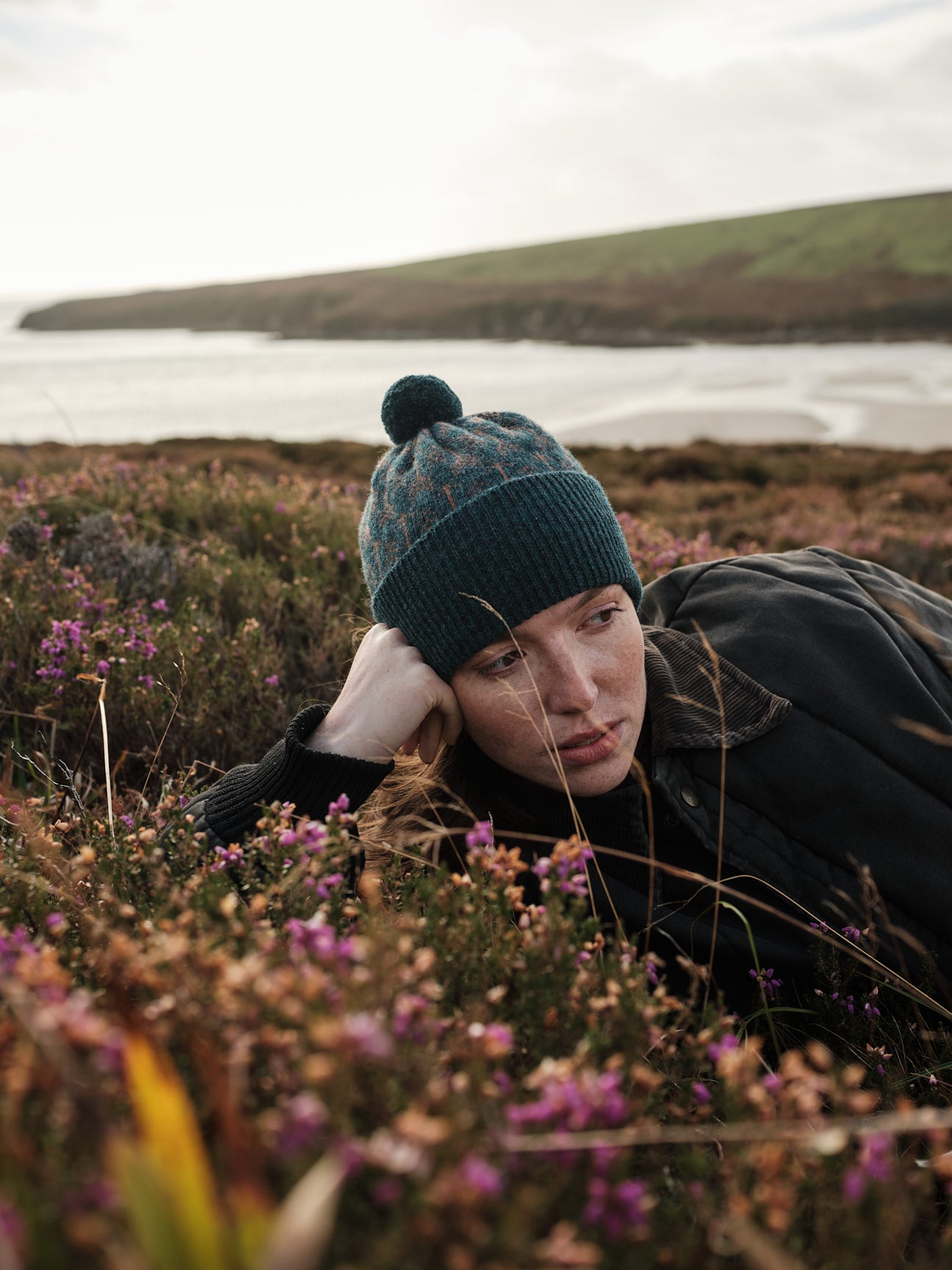 Pom Hat "Arrow" - Ink & Hazelnut