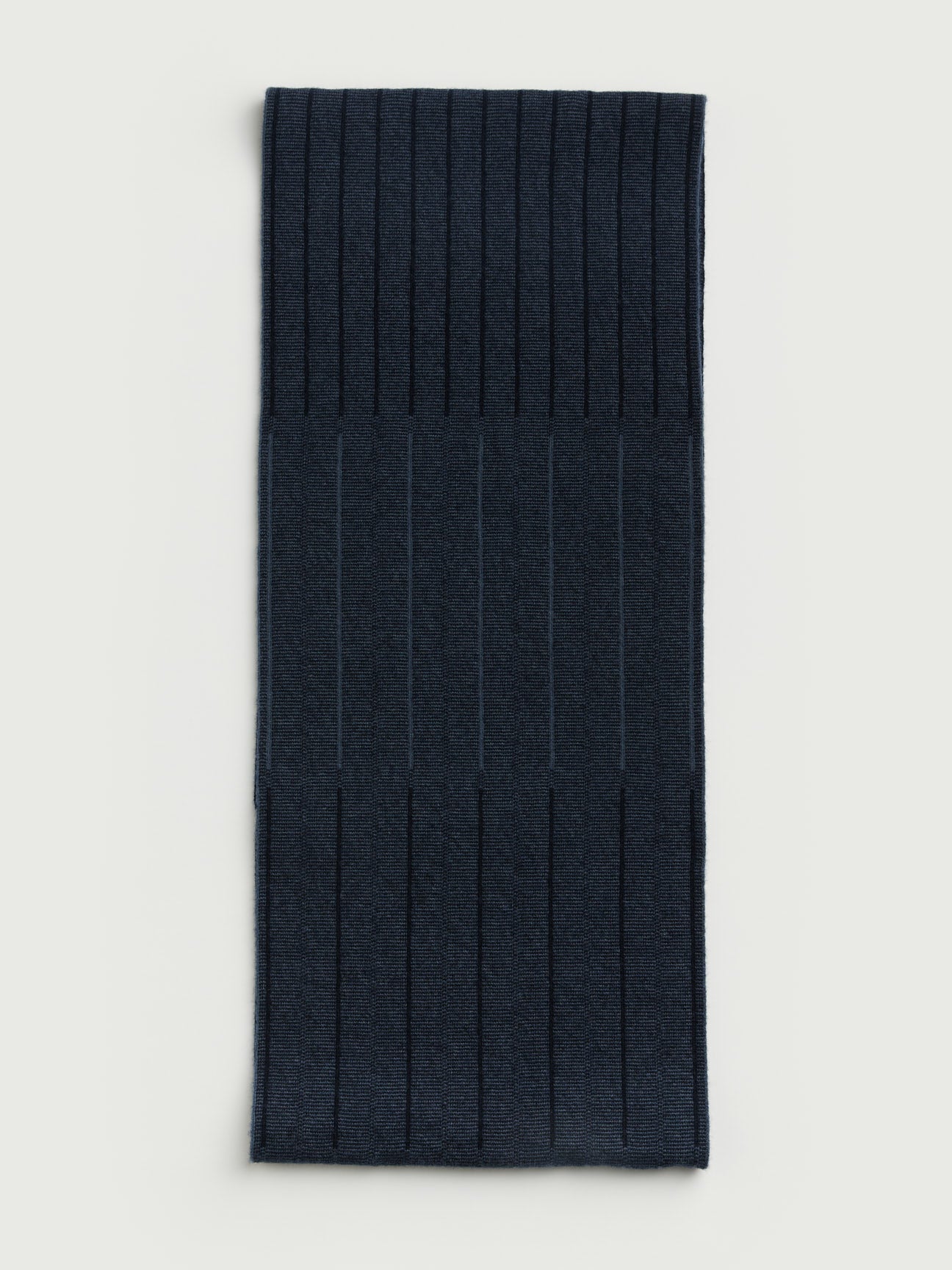 Circle Scarf "Reed" - Navy & Midnight