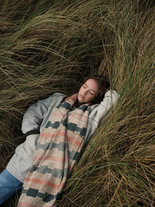 Scarf "Stockholm" - Barley, Rosehip, Ink