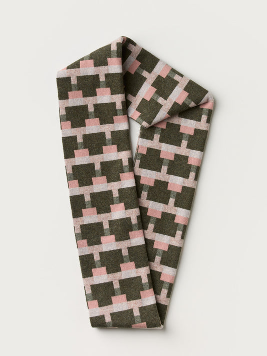 Circle Scarf "Basket" - Nettle, Dulse, Sweetpea