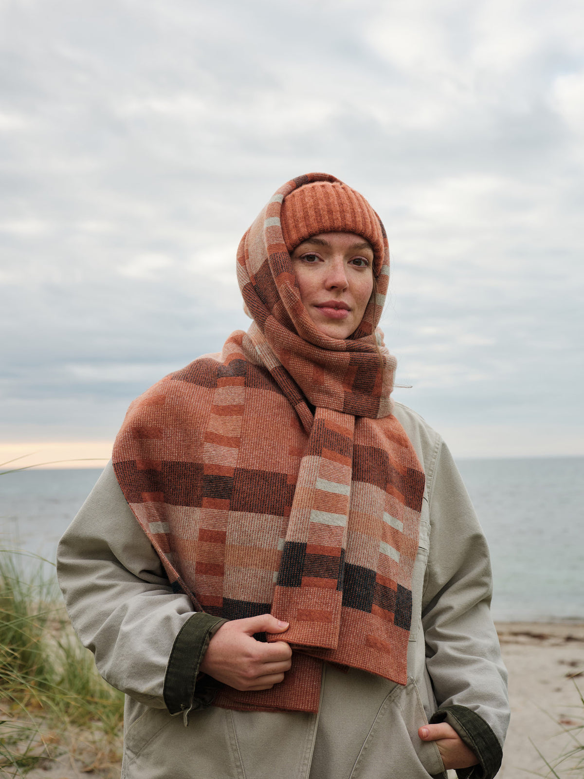 Scarf "Stockholm" - Iron Oxide, Barley, Ink