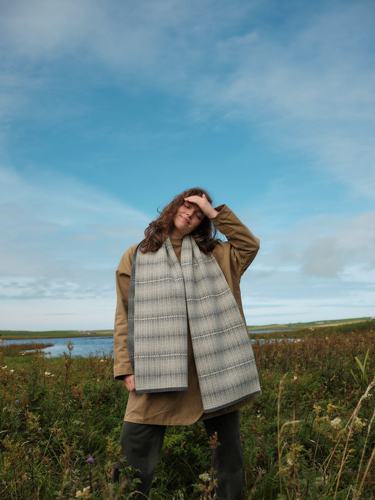 Scarf "Brackish" - Almond & Wolf Grey