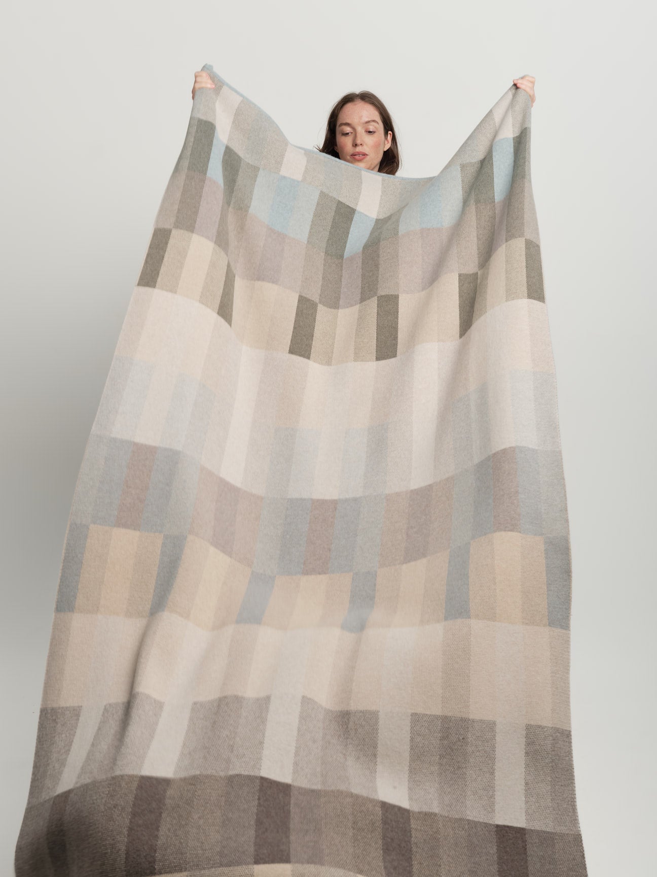 Hilary Grant Blanket "Acre" - Haar, Dove, Moss