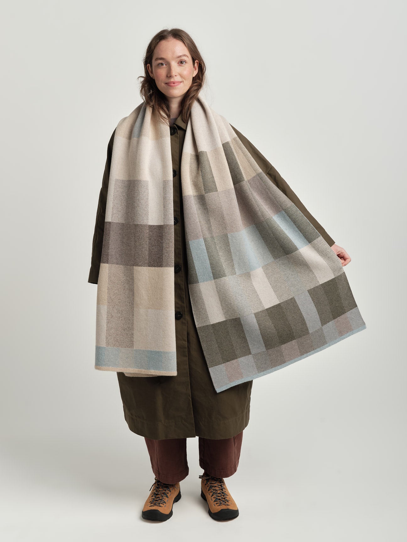 Scarf "Acre" - Haar, Dove, Moss (Pre-Order, shipping from 8th December)