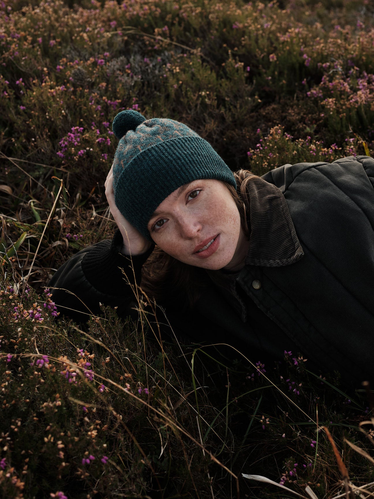 Pom Hat "Arrow" - Ink & Hazelnut