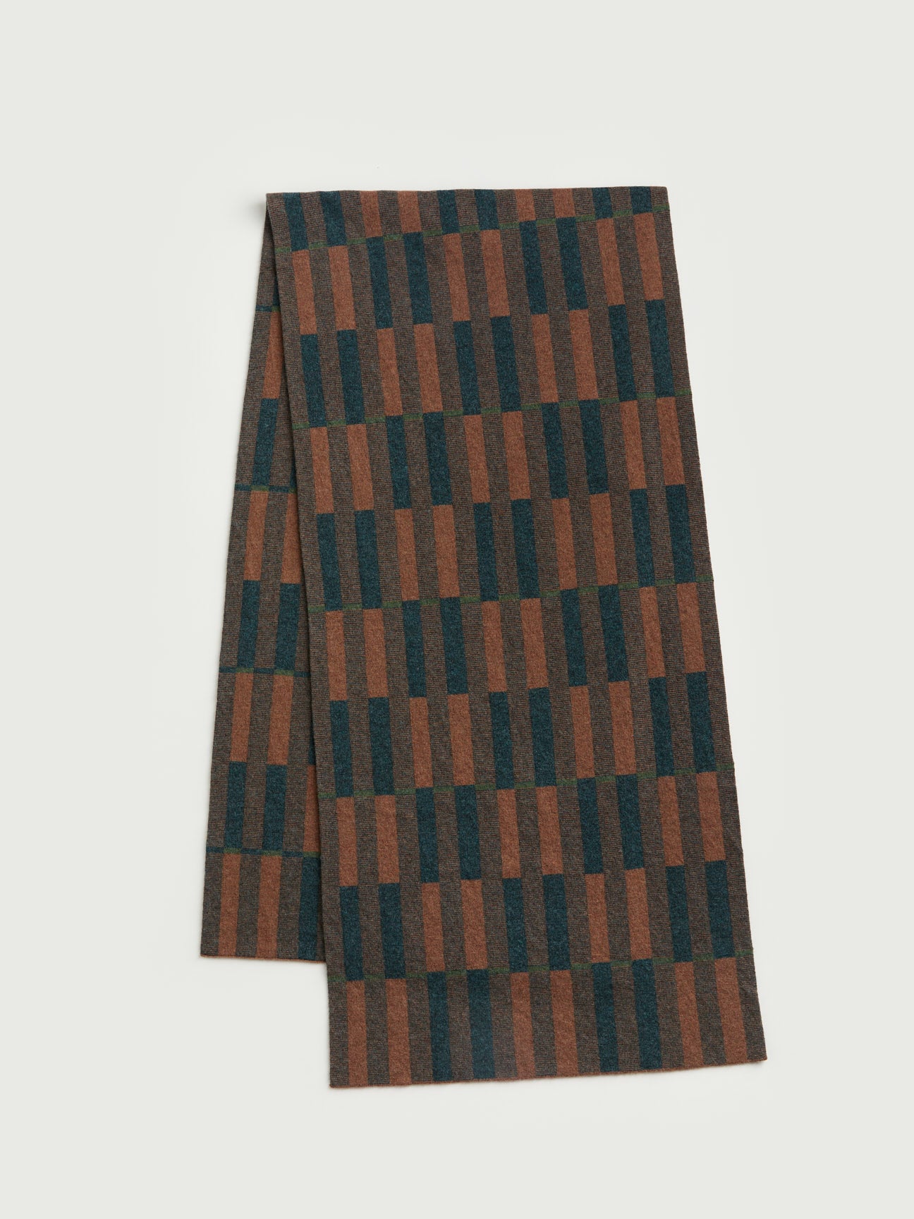 Scarf "Garden" - Hazelnut & Ink