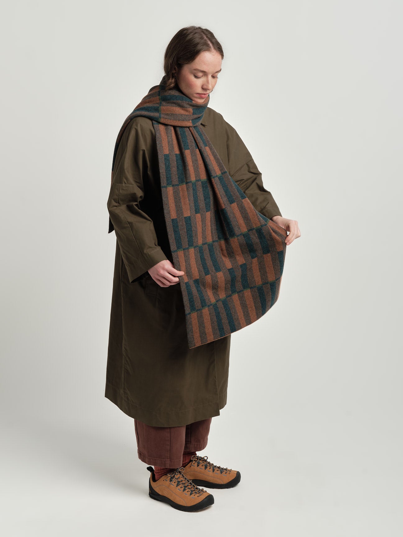 Scarf "Garden" - Hazelnut & Ink