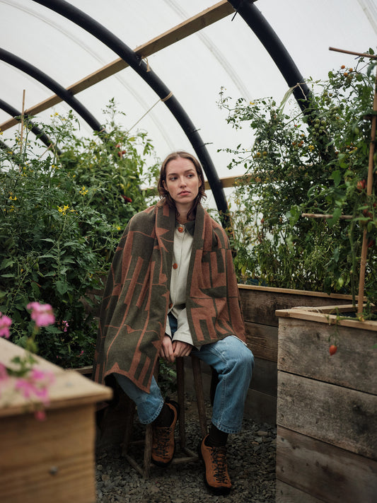 Blanket "Keel" - Nettle & Hazelnut