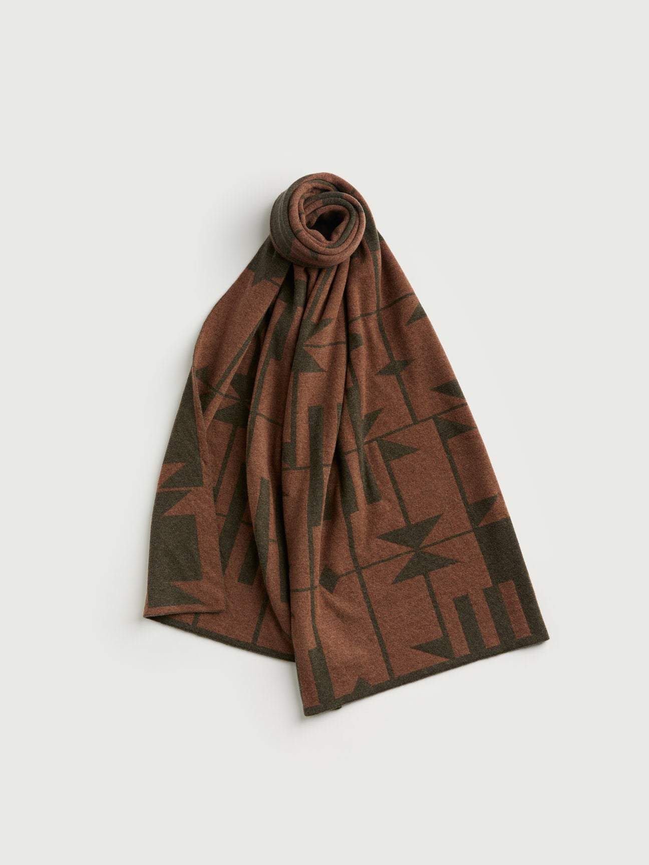 Scarf "Keel" - Nettle & Hazelnut