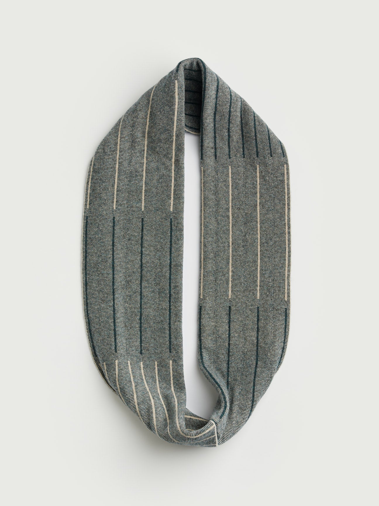 Circle Scarf "Reed" - Ink & Birch